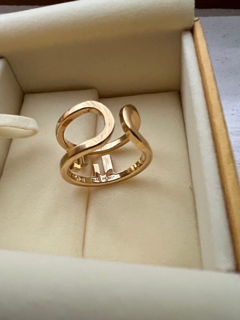 FENDI FFリング　ゴールド　L