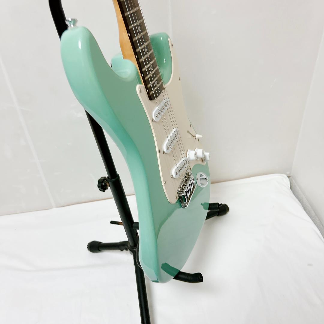 美品 Squier スクワイヤー Stratocaster サーフグリーン