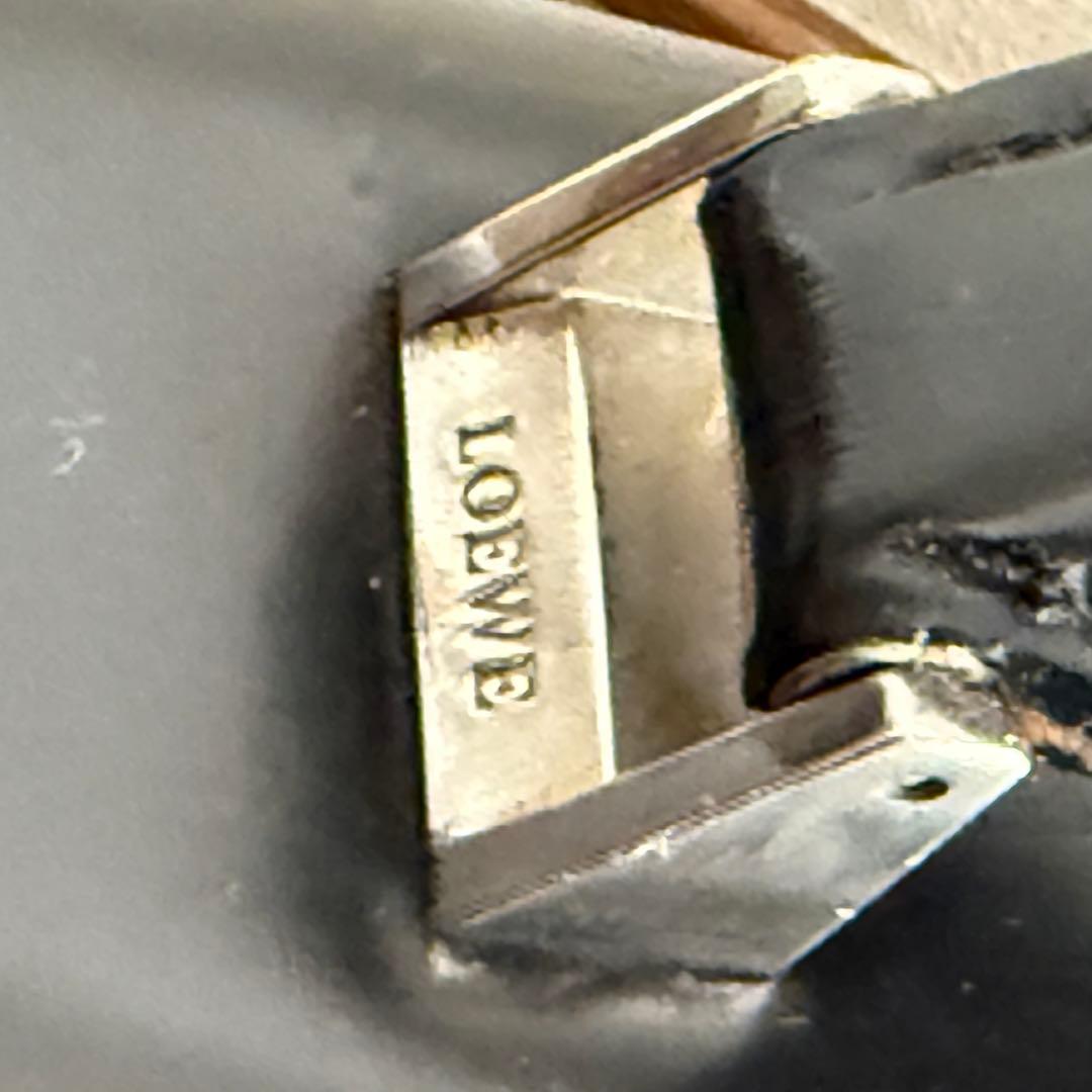 【美品】ロエベ　アナグラム　ディプロマティコ　ビジネスバッグ　ロゴ型押し　レザー