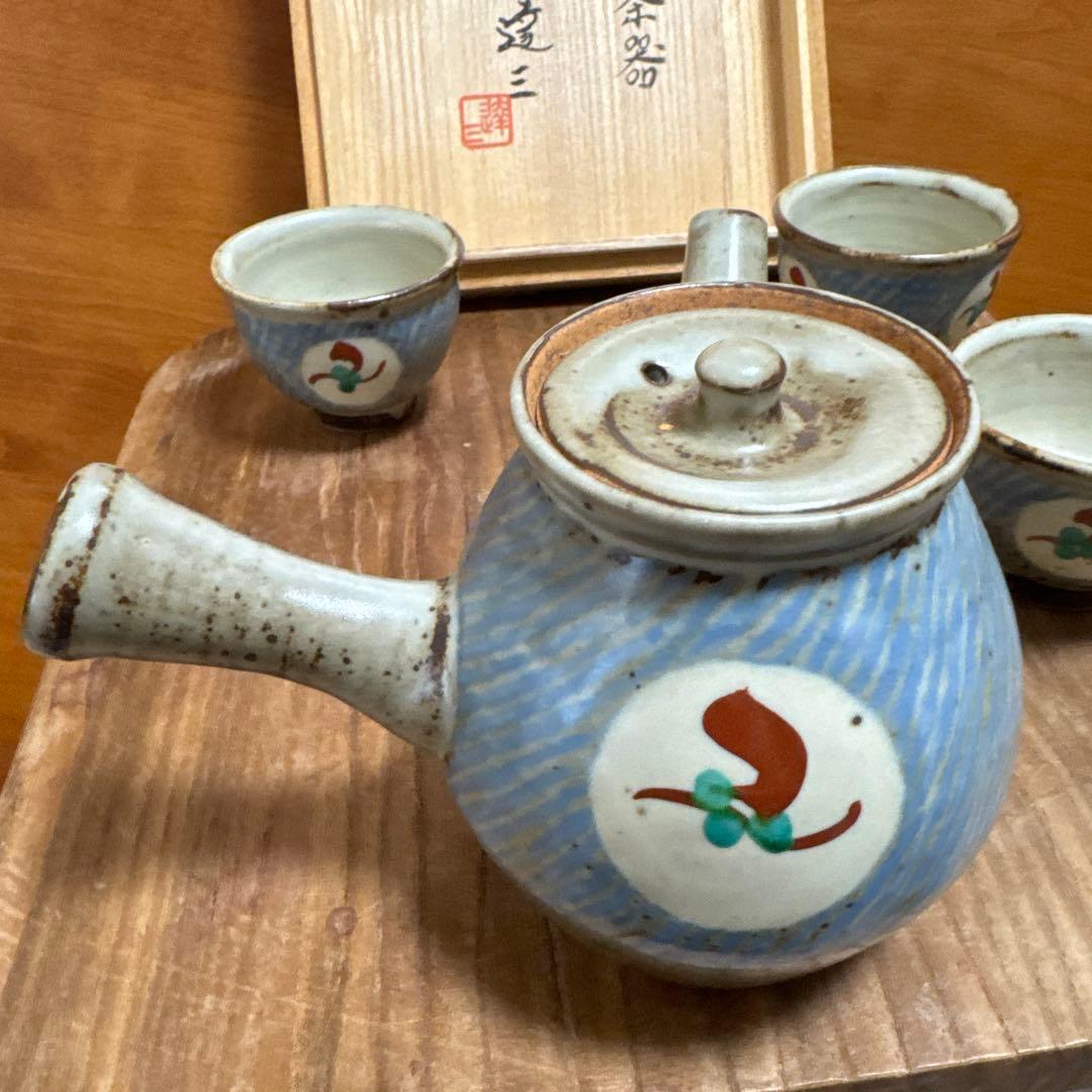 人間国宝島岡達三 作 益子焼 色絵草花文 徳利・ぐい呑6客セット 共箱栞