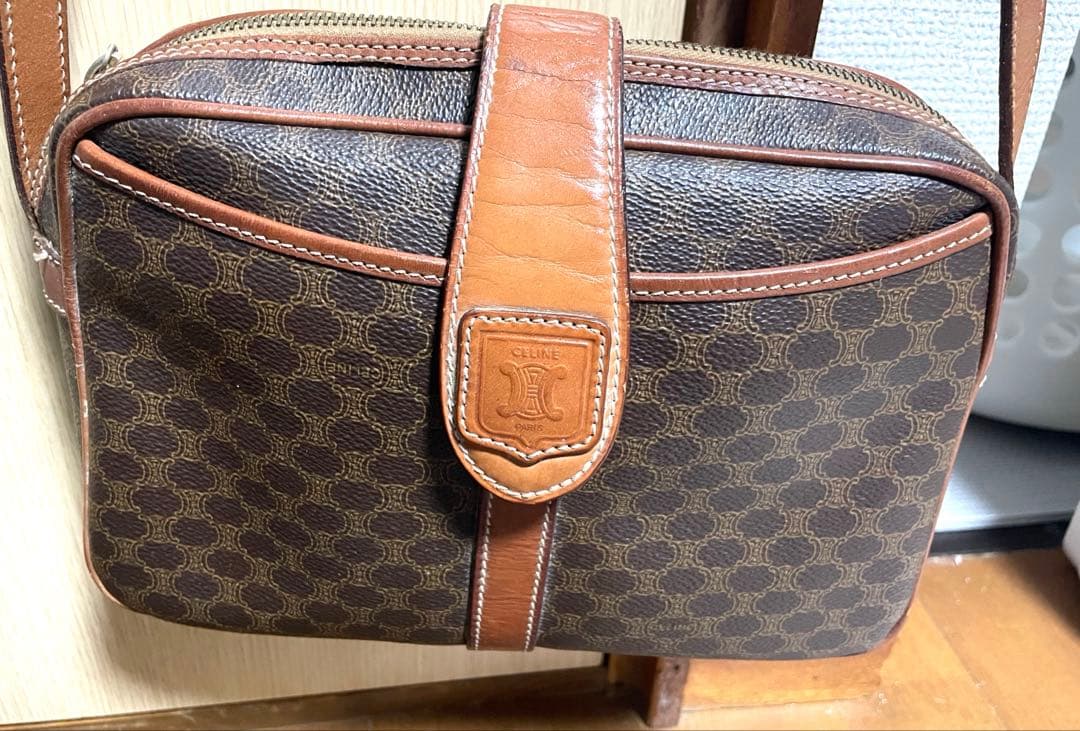 セリーヌ　マカダム柄　ショルダーバッグ　オールドセリーヌ　長財布収納可能