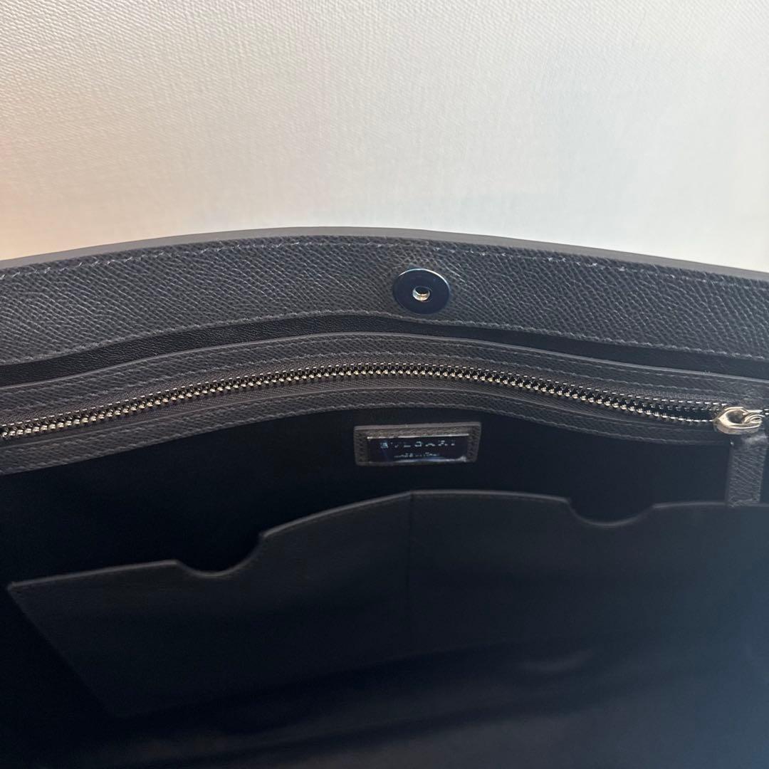 ブルガリトートバッグ メンズ