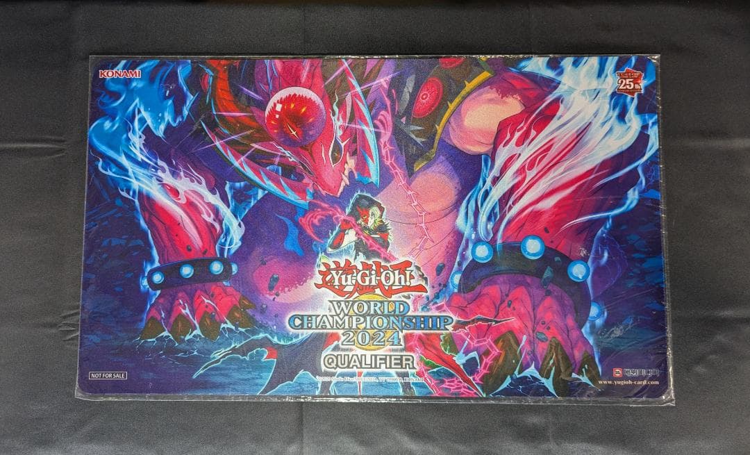 未開封 遊戯王 蛇眼の大炎魔 プレイマット 公式品 アジア 韓国