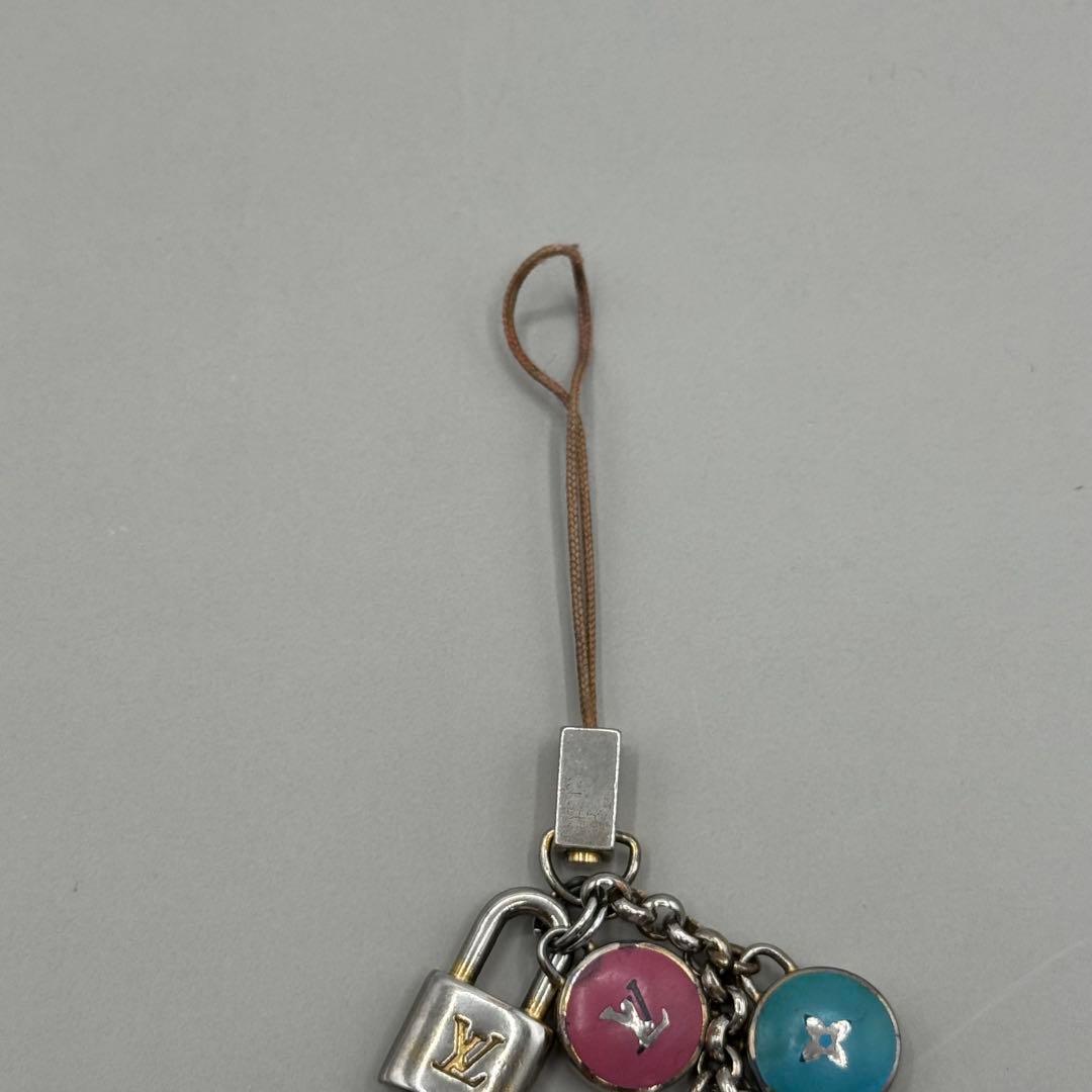 ルイヴィトン ビジュー テレフォンヌ パスティーユ 携帯ストラップ