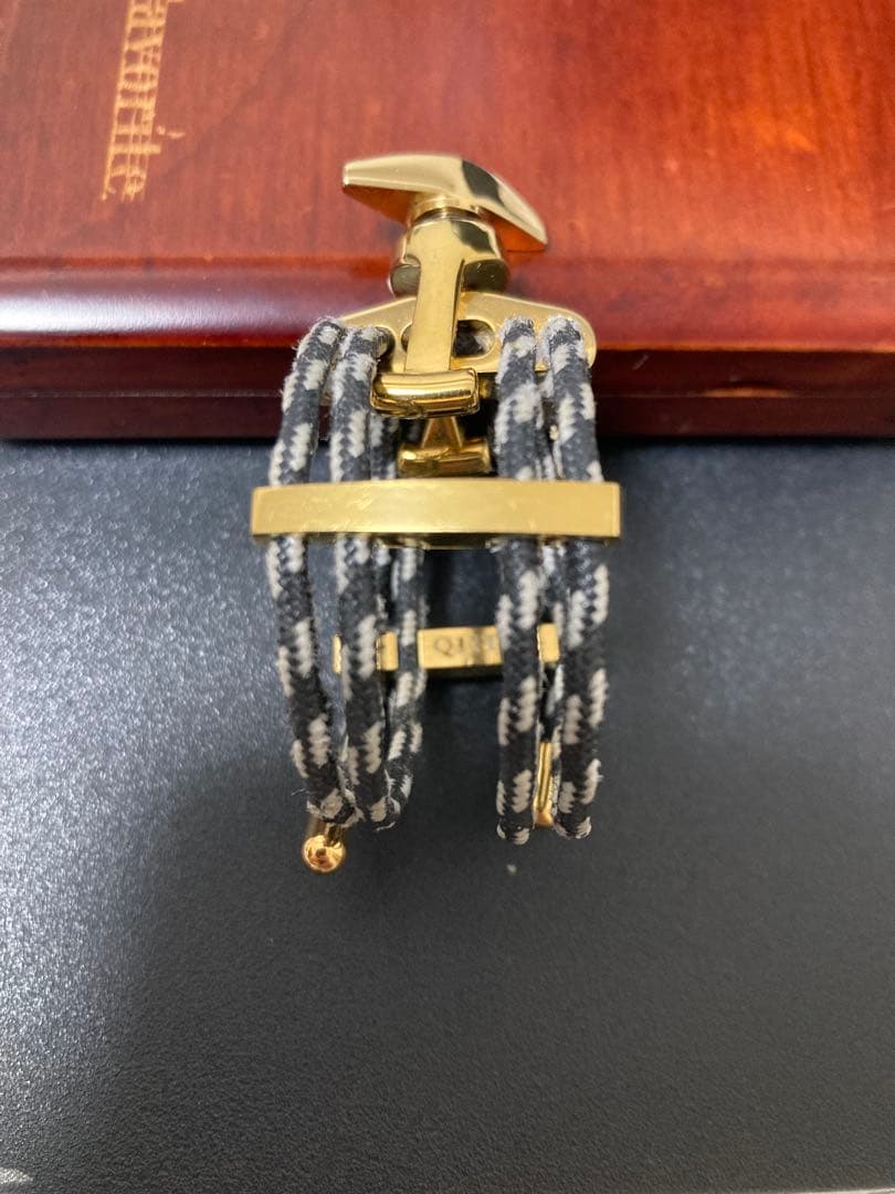 P*h様 シルバースタイン第五世代　クアトロゴールド