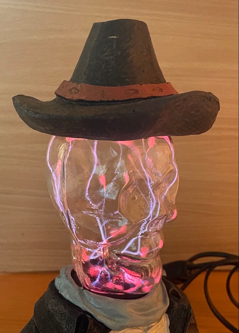 テメ２段　Jia Dia 光るスノードームガラス球型スカルデザイン ランプ