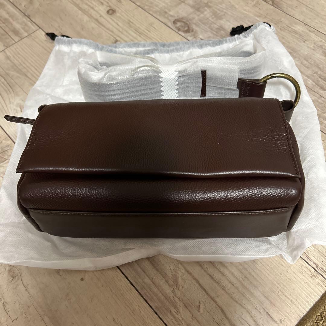 BEARDSLEY ブラウン レザー ショルダーバッグ