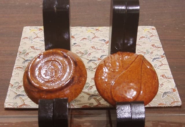 大樋焼 大樋長左衛門作 琵琶 香合 無傷 箱合 古物。
