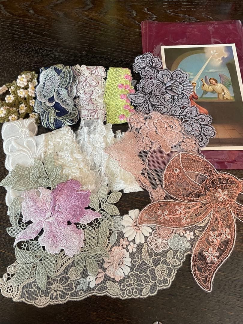 A)聖なるおすそ分けファイル　コラージュ素材　レース