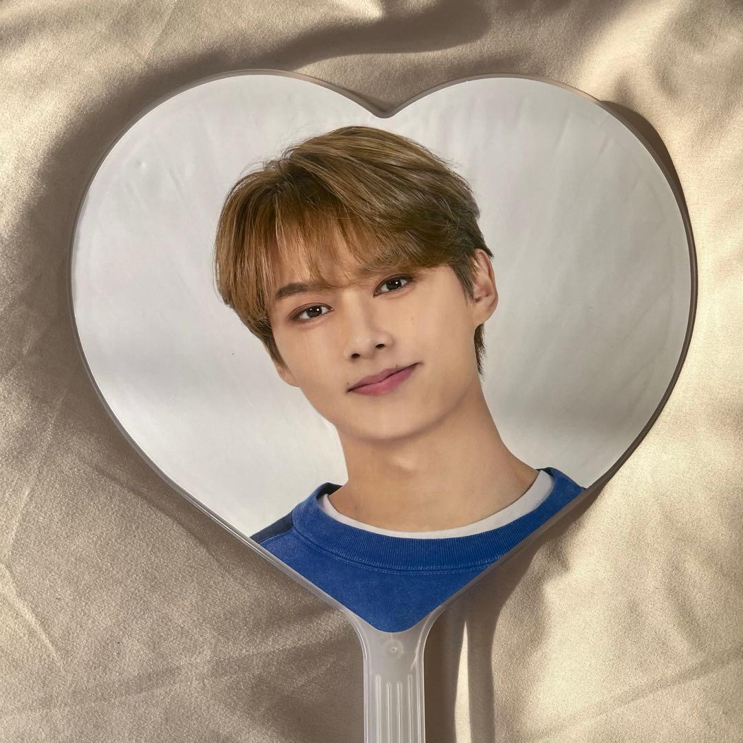 SEVENTEEN ジュン うちわ 13点 まとめ売り - メルカリ