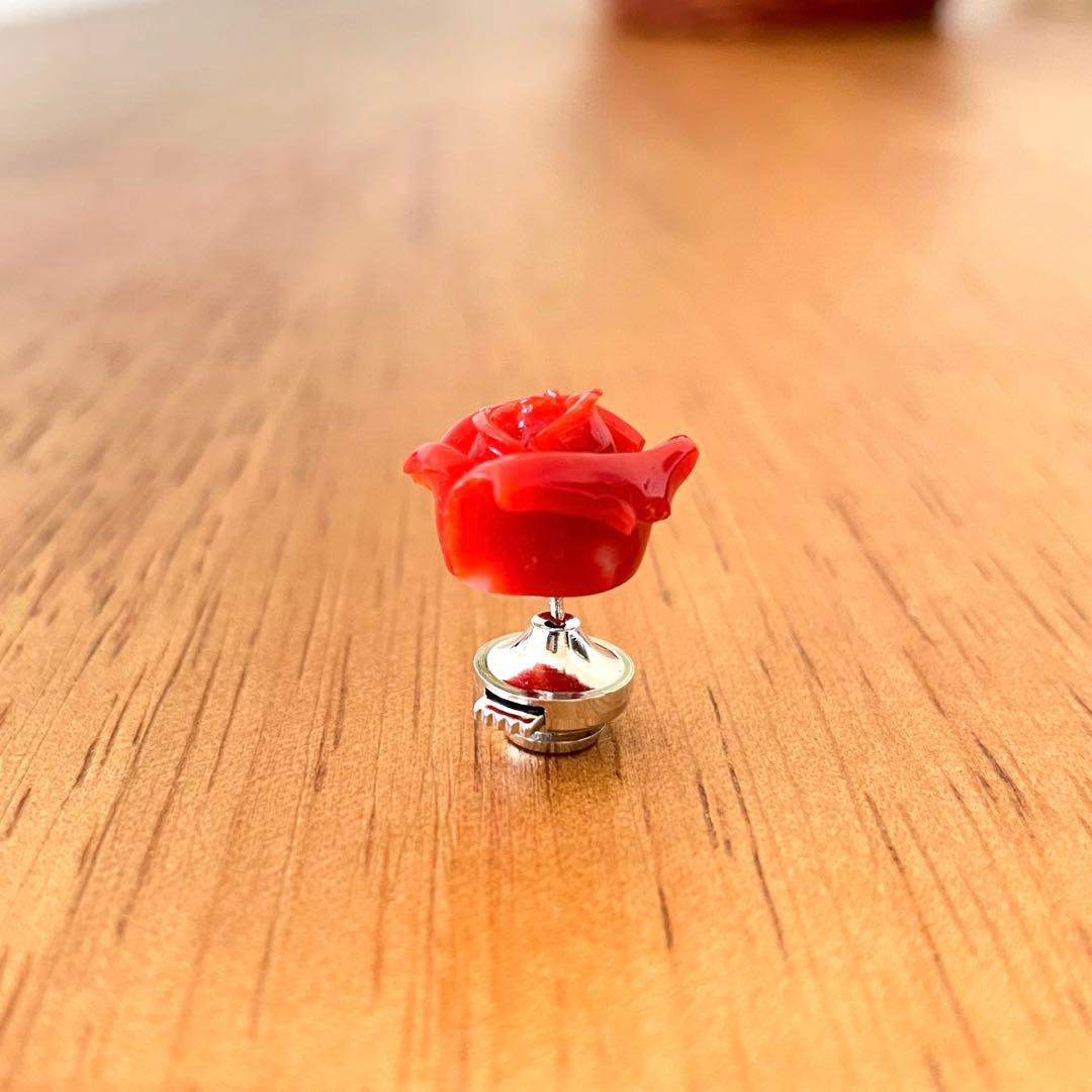 早い者勝ち‼︎‼︎最終の最終処分価格‼︎‼︎●入手困難●血赤珊瑚バラピンブローチ