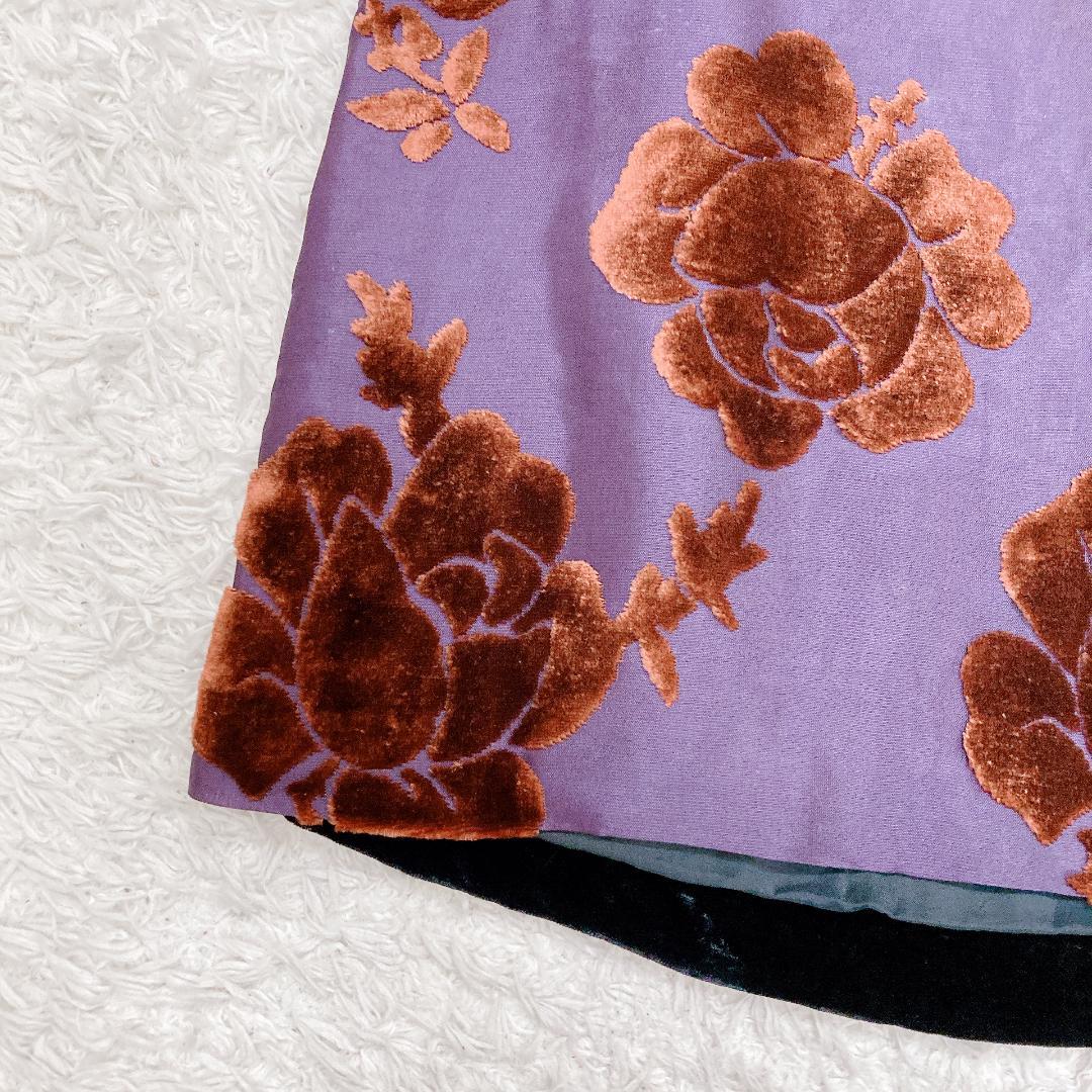 〈 PRADA プラダ 〉 40 Ｌ スカート パープル 花柄 裏 ブラック