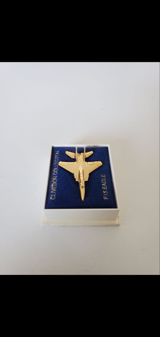 F-15 EAGLE ゴールドピンバッジ 逸品 トップガン
