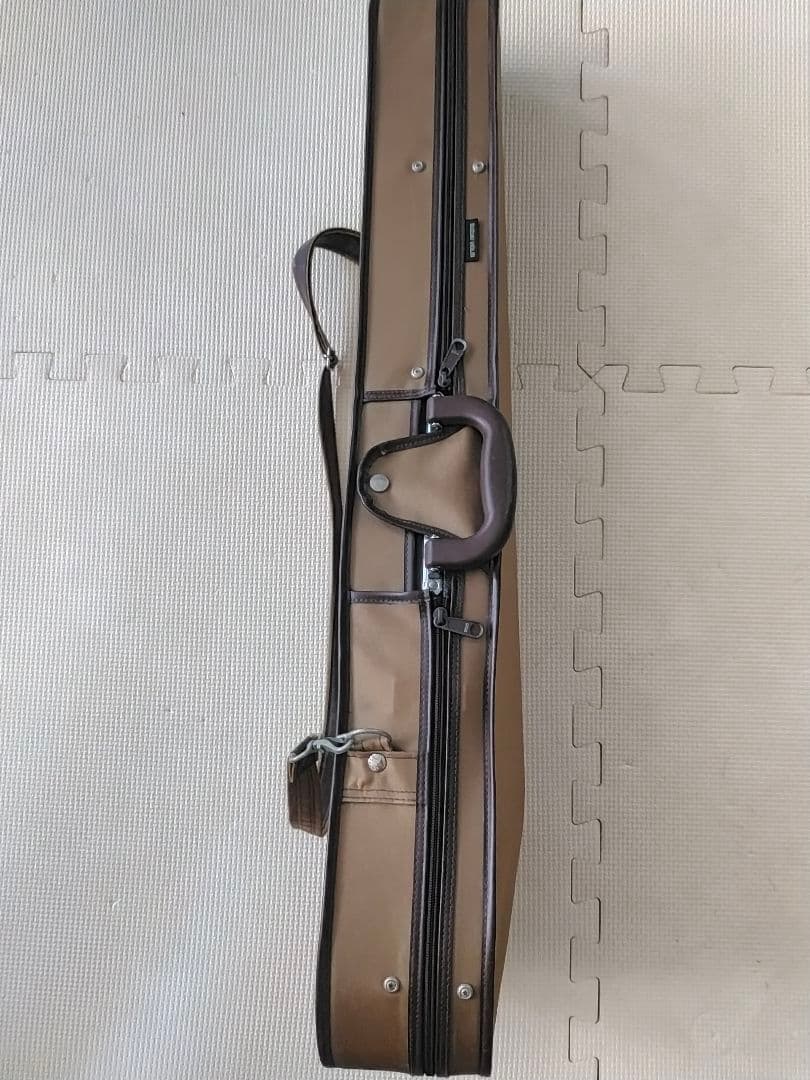 スズキSUZUKIバイオリンNO200.Size4/4.肩当て付き