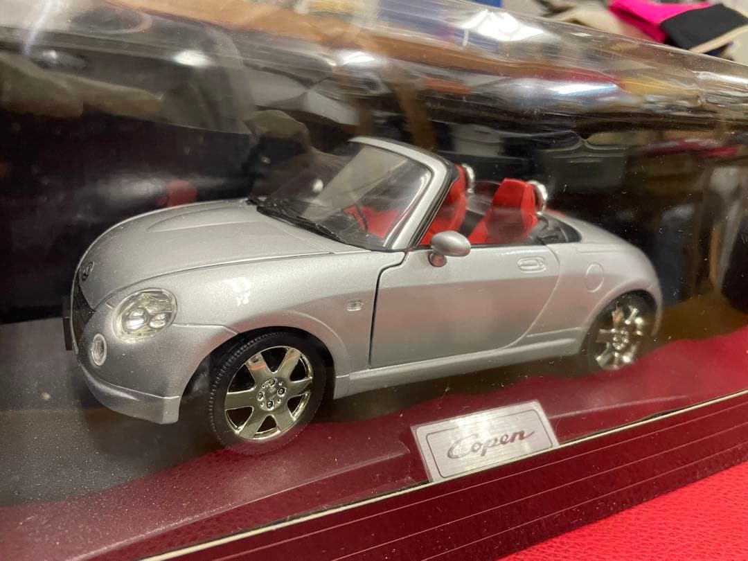 ダイハツ　コペン　ミニカー　1/18スケール