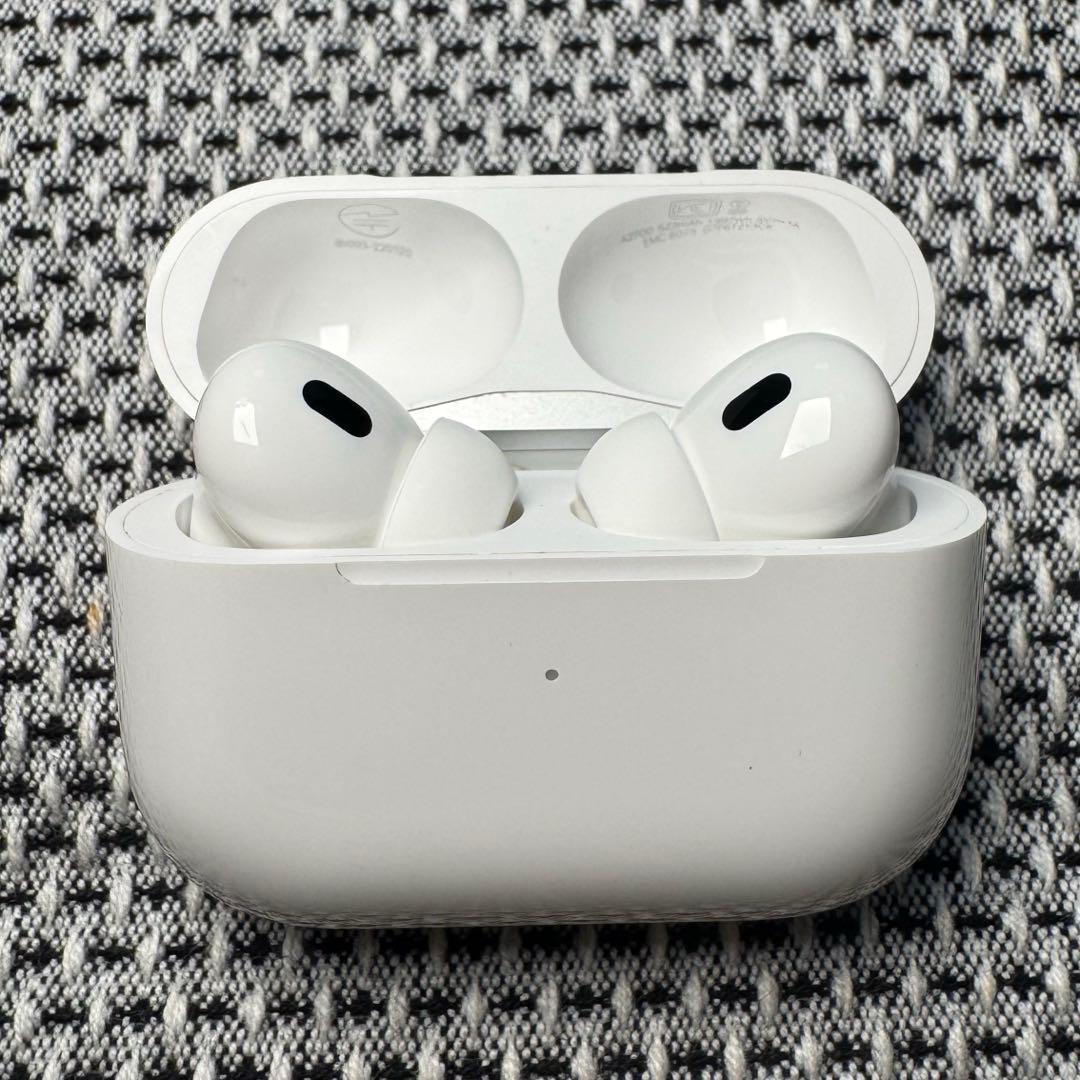 AirPods pro 第2世代 Lightning端子 オーディオ機器