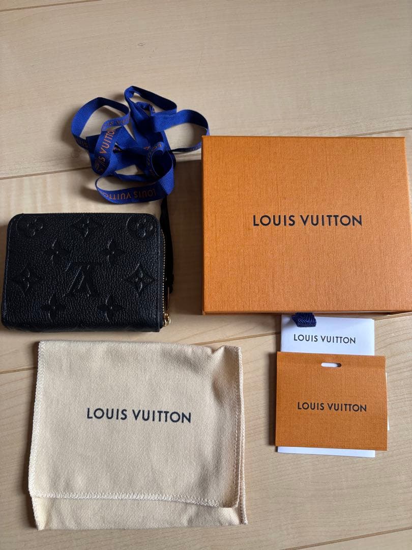 Louis Vuitton ルイヴィトン ジッピーパースアンプラント黒