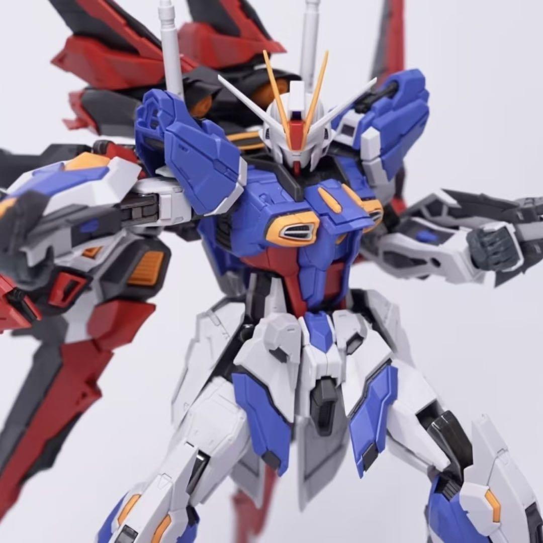 インパルスガンダム　改装版プラモデル 1/100 組み立て完了品
