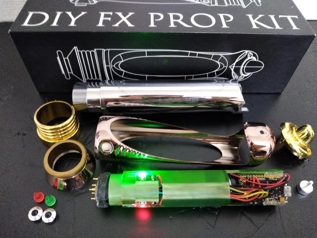 カスタムライトセーバー ダース・シディアス　パルパティーン CFX v10