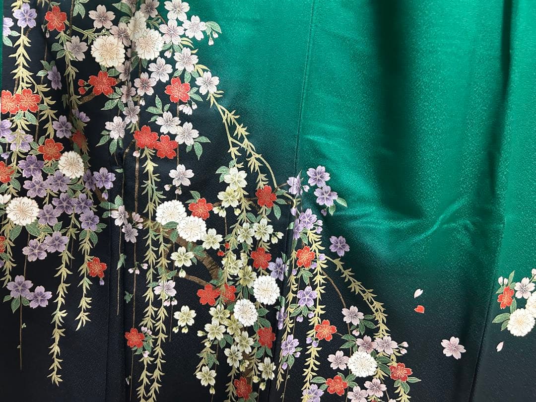 最終値下げ 】 豪華振袖4点セット！！ 引箔 花柄 着物スキ倶楽部 199