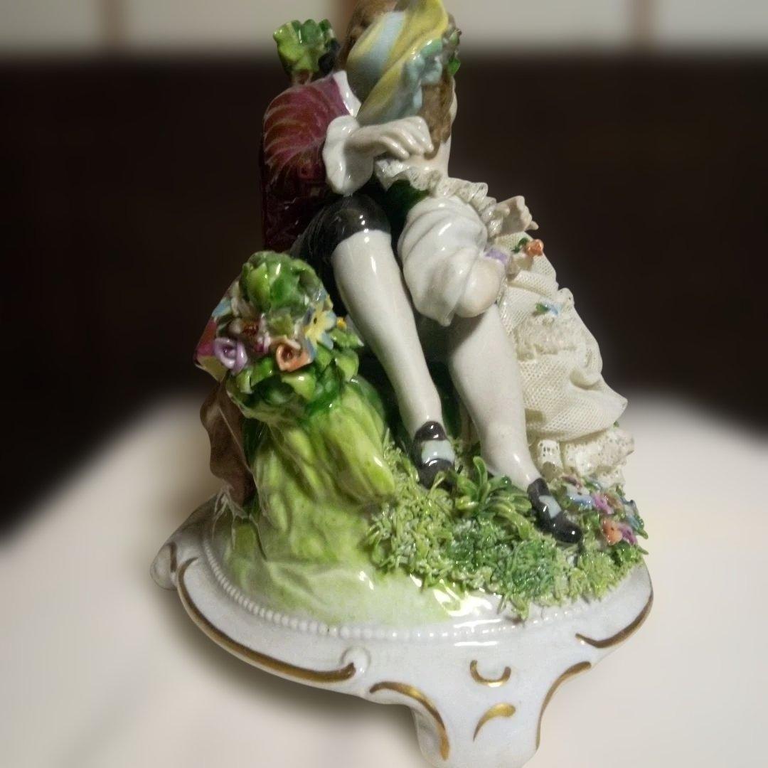 ぽっぽちゃん様専用です。ドイツバッハ窯 陶器レース人形