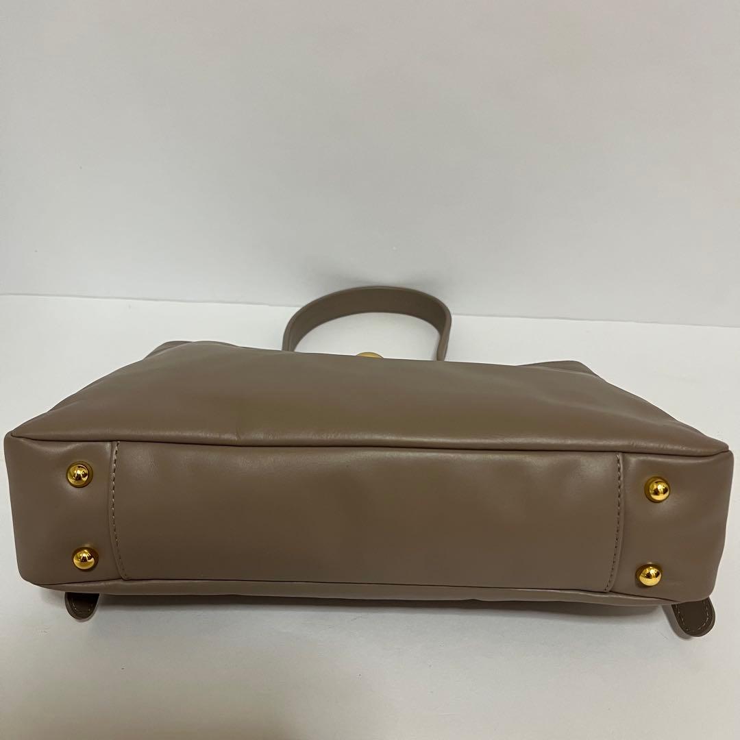 現行モデル✨美品✨フルラ　スフェラ　ワンショルダー　ハンドバッグ　ソフトレザー