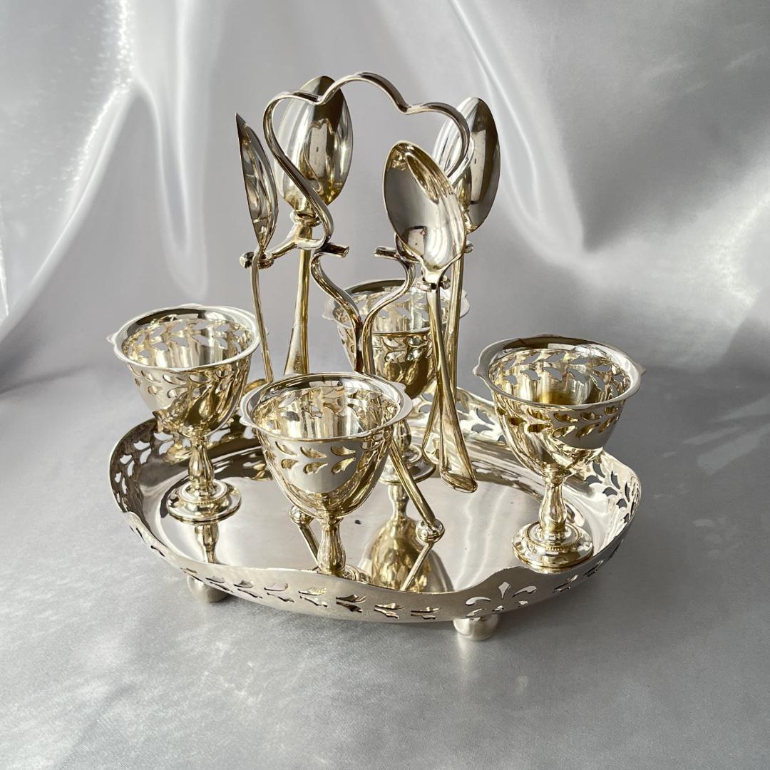 【John Harrison & Co】 透かしのエッグセット　エッグカップ