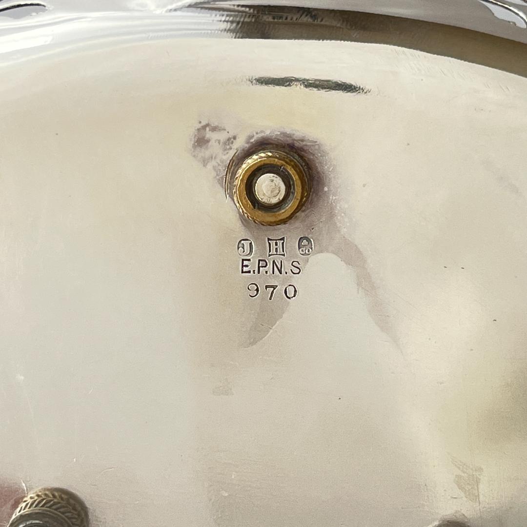 【John Harrison & Co】 透かしのエッグセット　エッグカップ