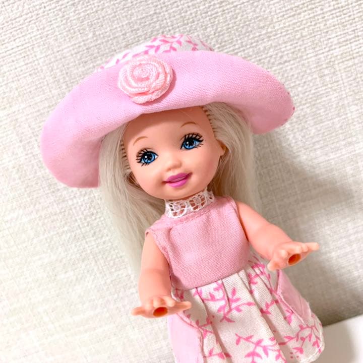 当時品 レア 平成レトロ バービー人形 とことこ動く ケリーちゃん