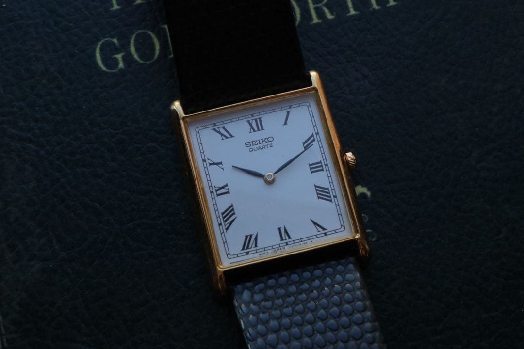 SEIKO tank V700 レクタンギュラー 稼動品