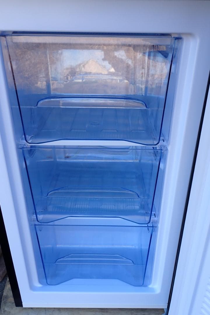 2023年製 アイリスオーヤマ 60L 冷凍庫【IUSD-6B-B】