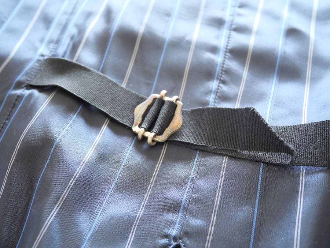 美品 TAGLIATORE BEAMS ウールダブルジレ ネイビー 44 TAGLIATORE