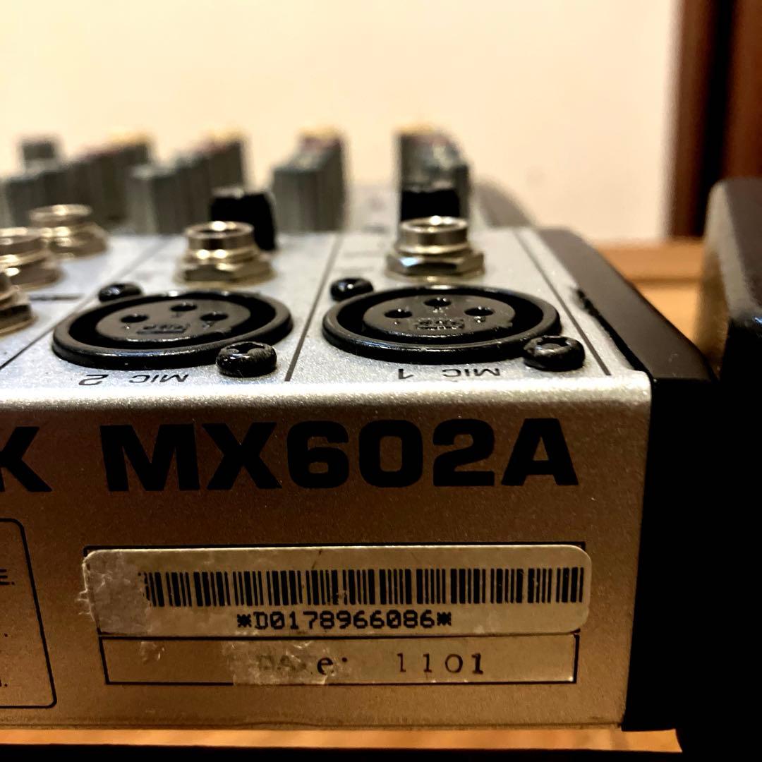 BEHRINGER MX602A ミキサー【純正アダプター付】