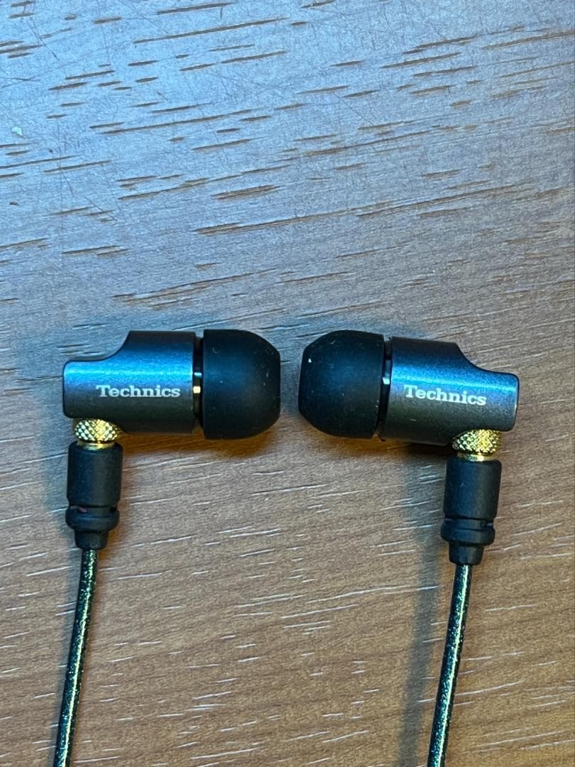 Amazon | onso 05 4.4(5極)-Pentaconn ear(L/R) バランス接続用イヤホン