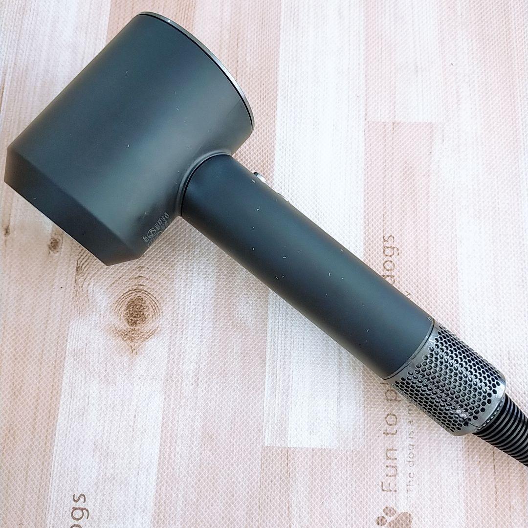 動作保証○ダイソン ドライヤー HD08 Dyson