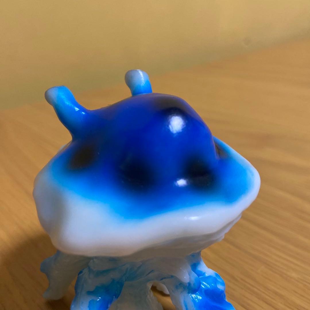 ヤモマーク プニゴン 乳白成型 ソフビ 5438