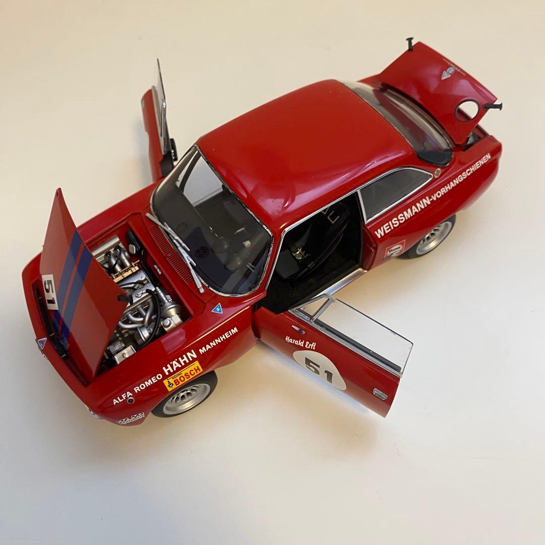 オートアート 1/18 アルファロメオ ジュリア