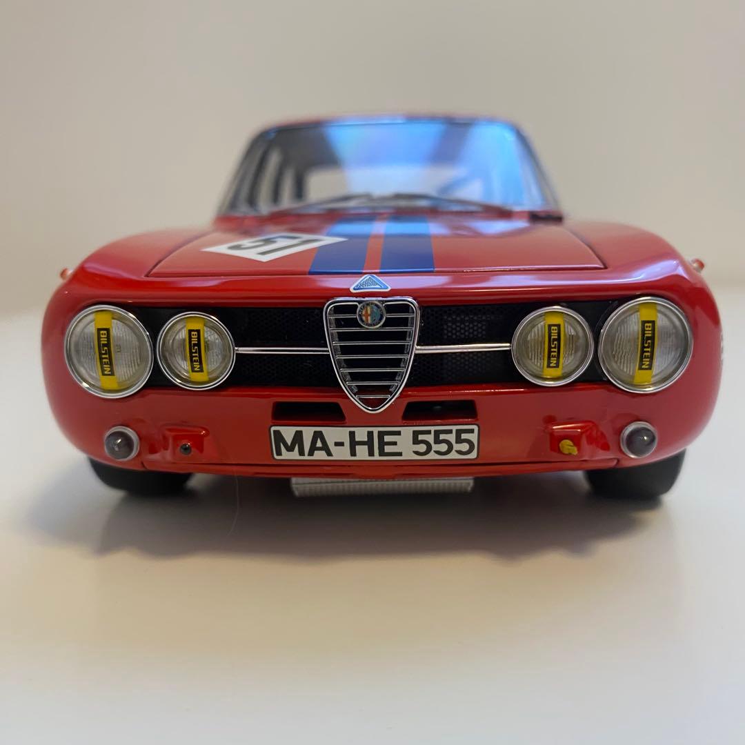 オートアート 1/18 アルファロメオ ジュリア