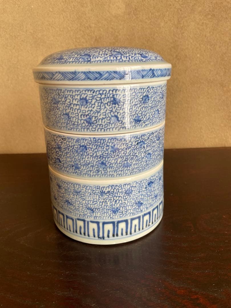 古伊万里微塵唐草三段重 江戸後期