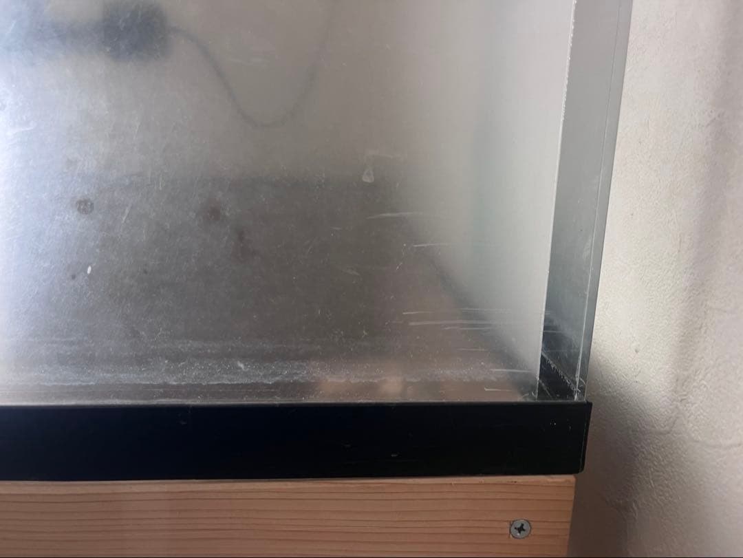 大型アクリル水槽 横幅200cm縦75 奥行100 自宅まで引取り可能な方