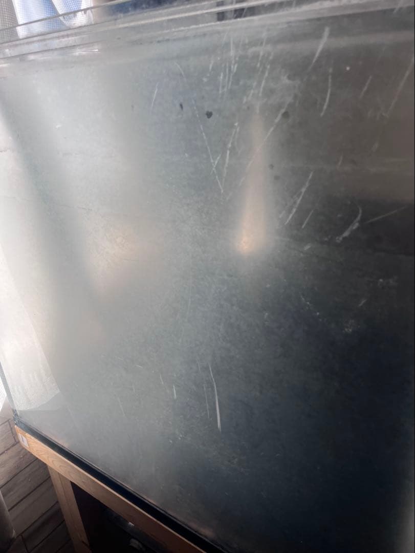 大型アクリル水槽 横幅200cm縦75 奥行100 自宅まで引取り可能な方