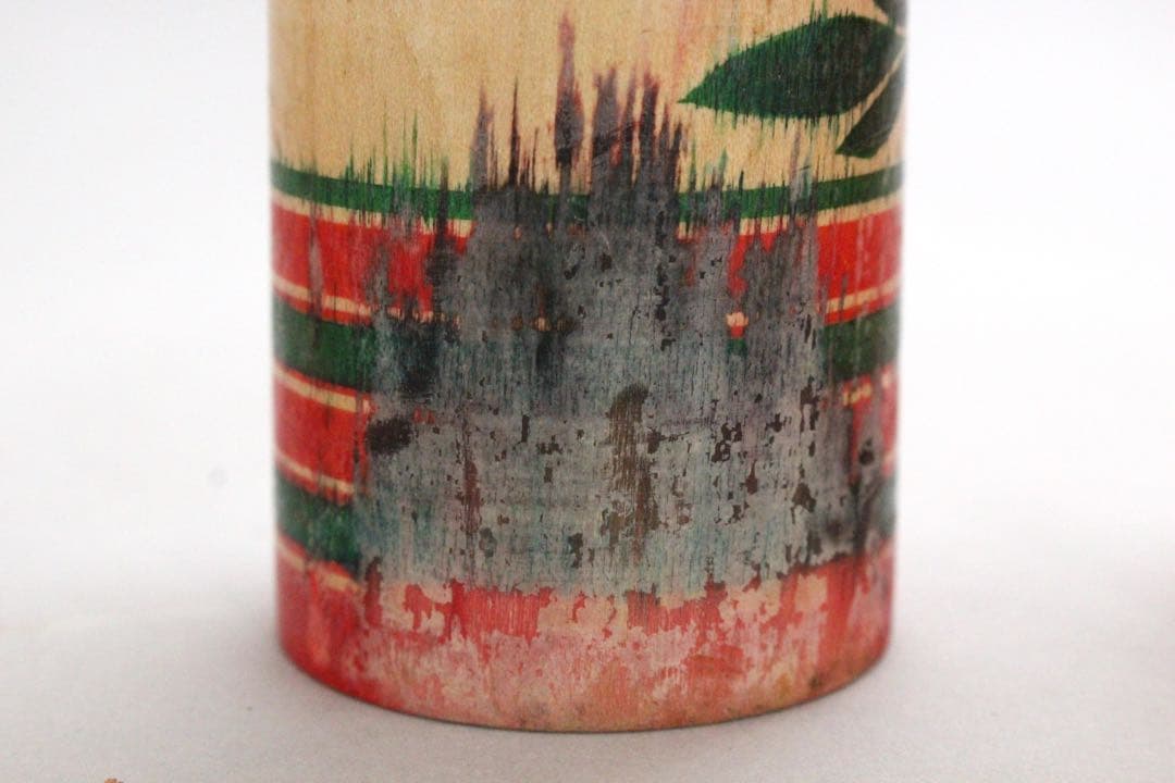 4750 こけし34点 〈小笠原義雄　里見正雄　小沢孝雄　吉田勝範 他〉送料無料