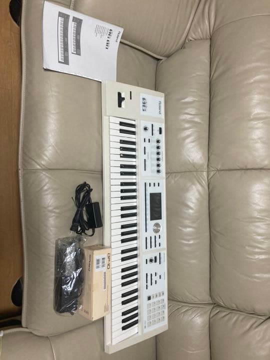 Roland FA-06 限定ホワイトカラー 美品 ROLAND FA-06-SC 限定カラー