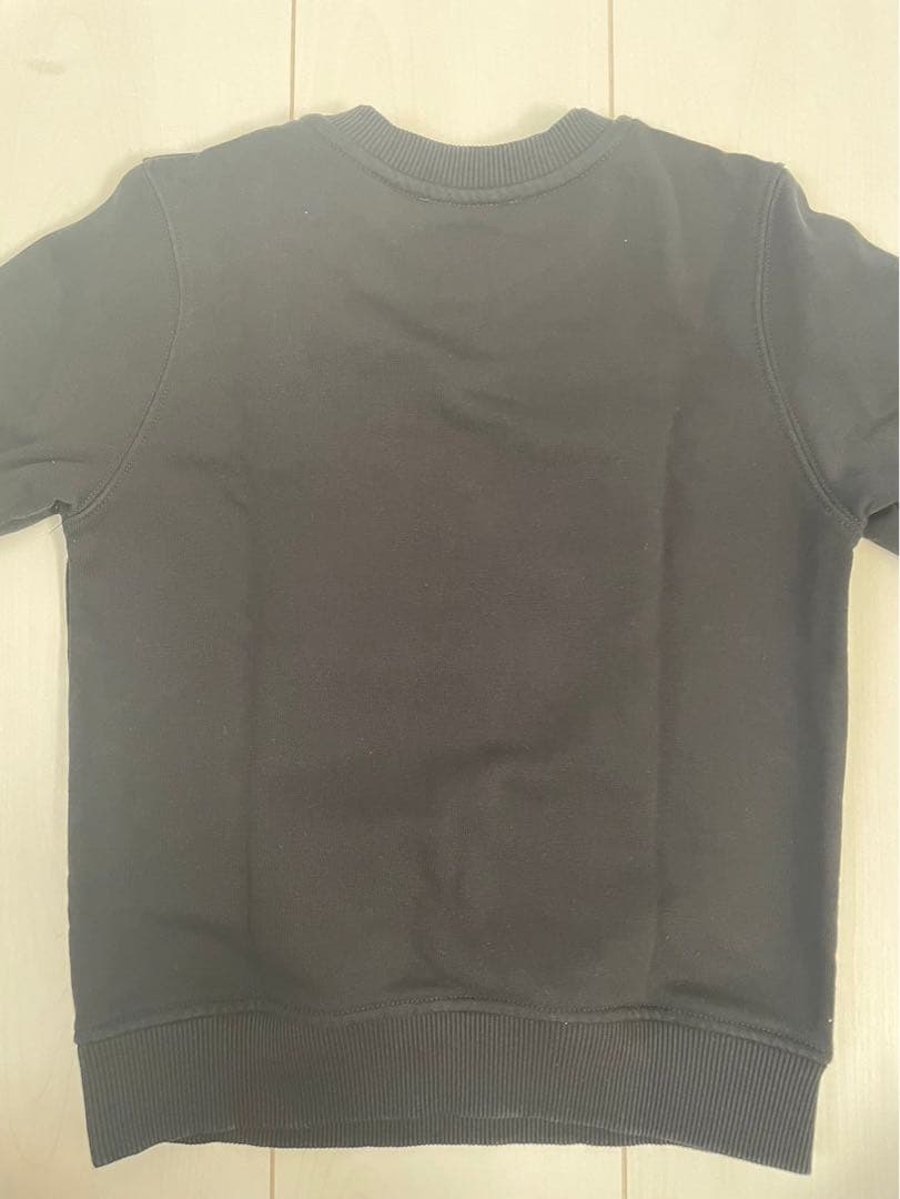 GIVENCHY ジバンシー 黒 トレーナー キッズ