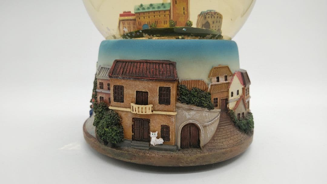 魔女の宅急便 ウォーターボール スノードーム　キキ　コリコの町並み