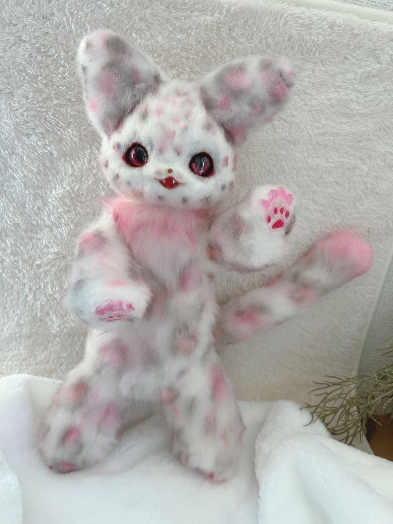 コ*ア様 ハンドメイド アートドール ふわふわ ヒョウ トラ ネコ 妖精 幼獣