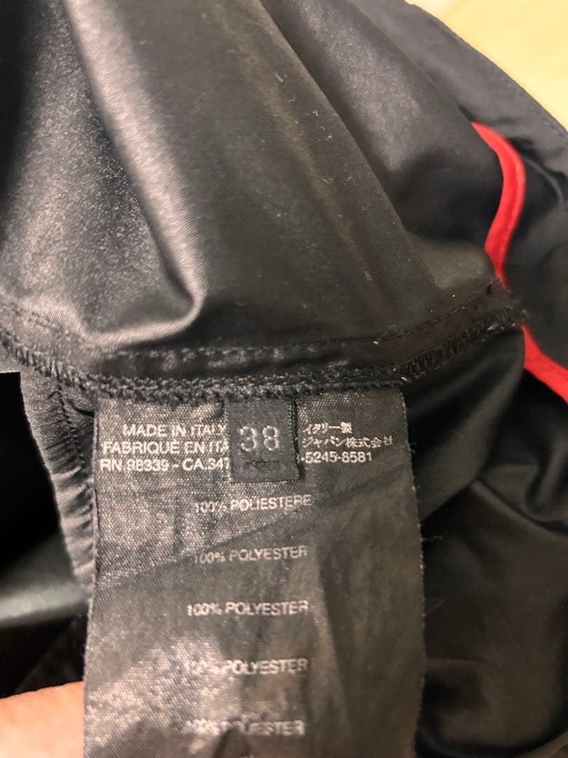 PRADA プラダ　サイズ38　黒色スカート 専用ベルト付き