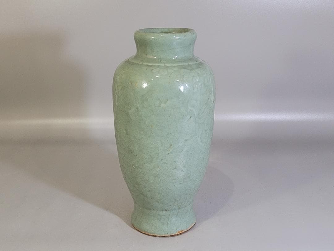 古美術 中国 七官青磁 纏枝蓮花紋 花瓶 茶道具伝来