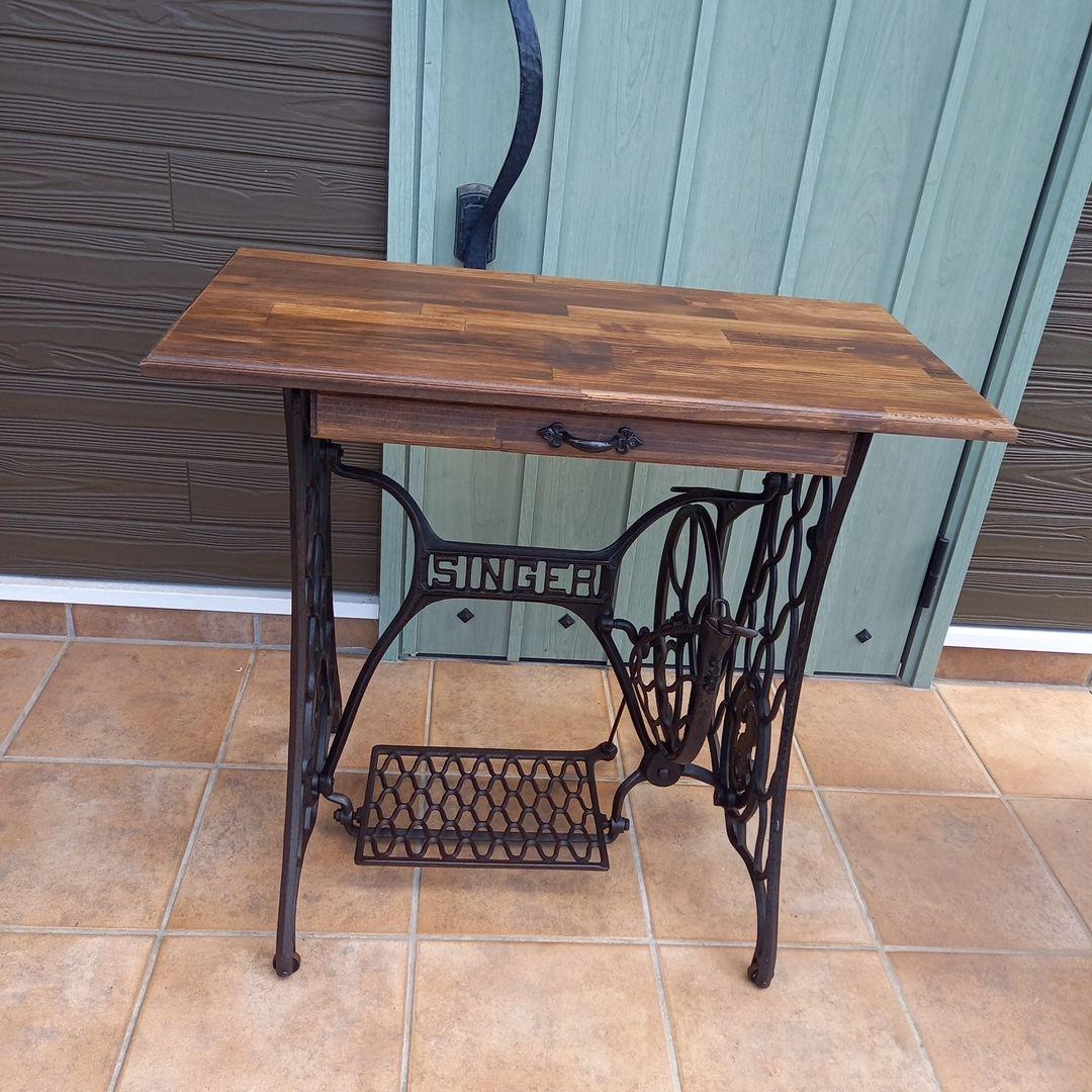 送料込】シンガーミシン台 アンティーク テーブル サイズ（約）幅137