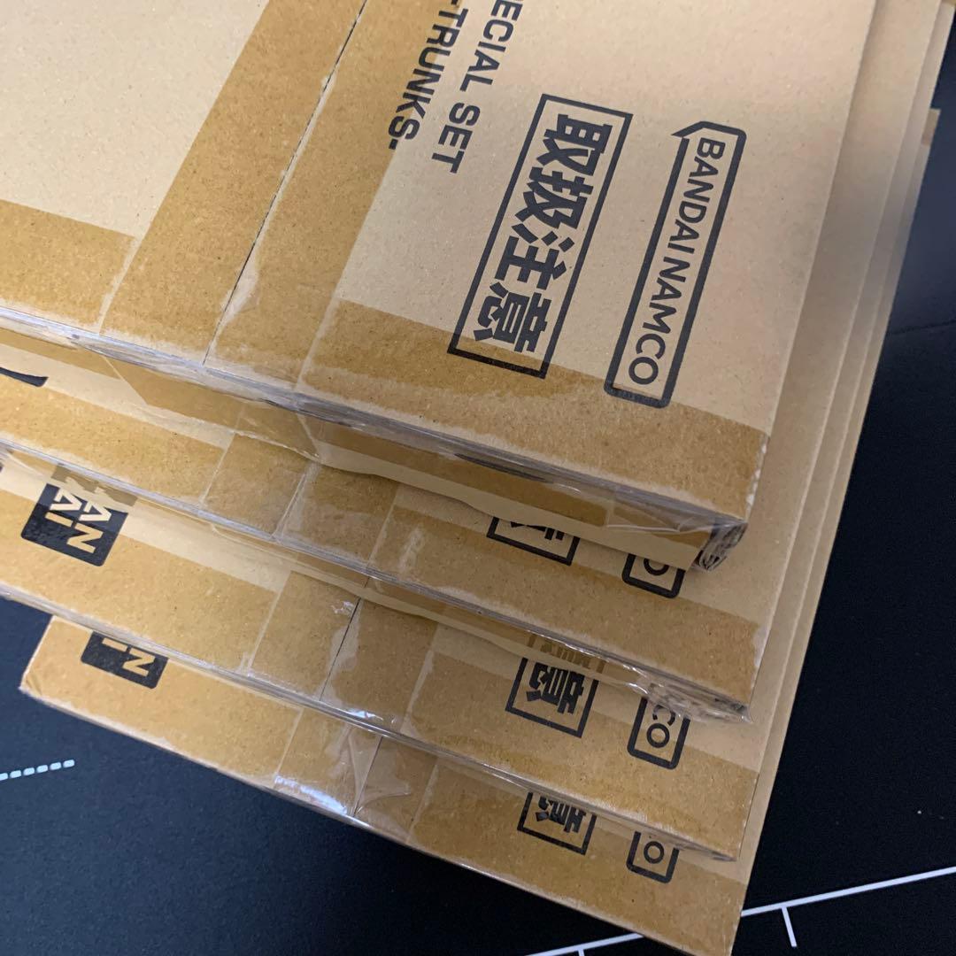 13thANNIVERSARY SPECIAL SET トランクス　ベジータ4個